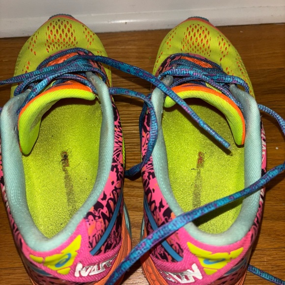 Women’s asics - Picture 5 of 7